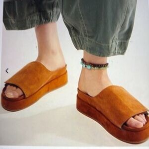 Silent D Perry Anthropologie Suede Platform Slides 40